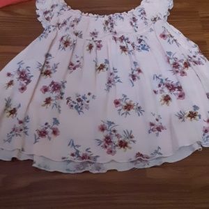 Pink flowered crop top